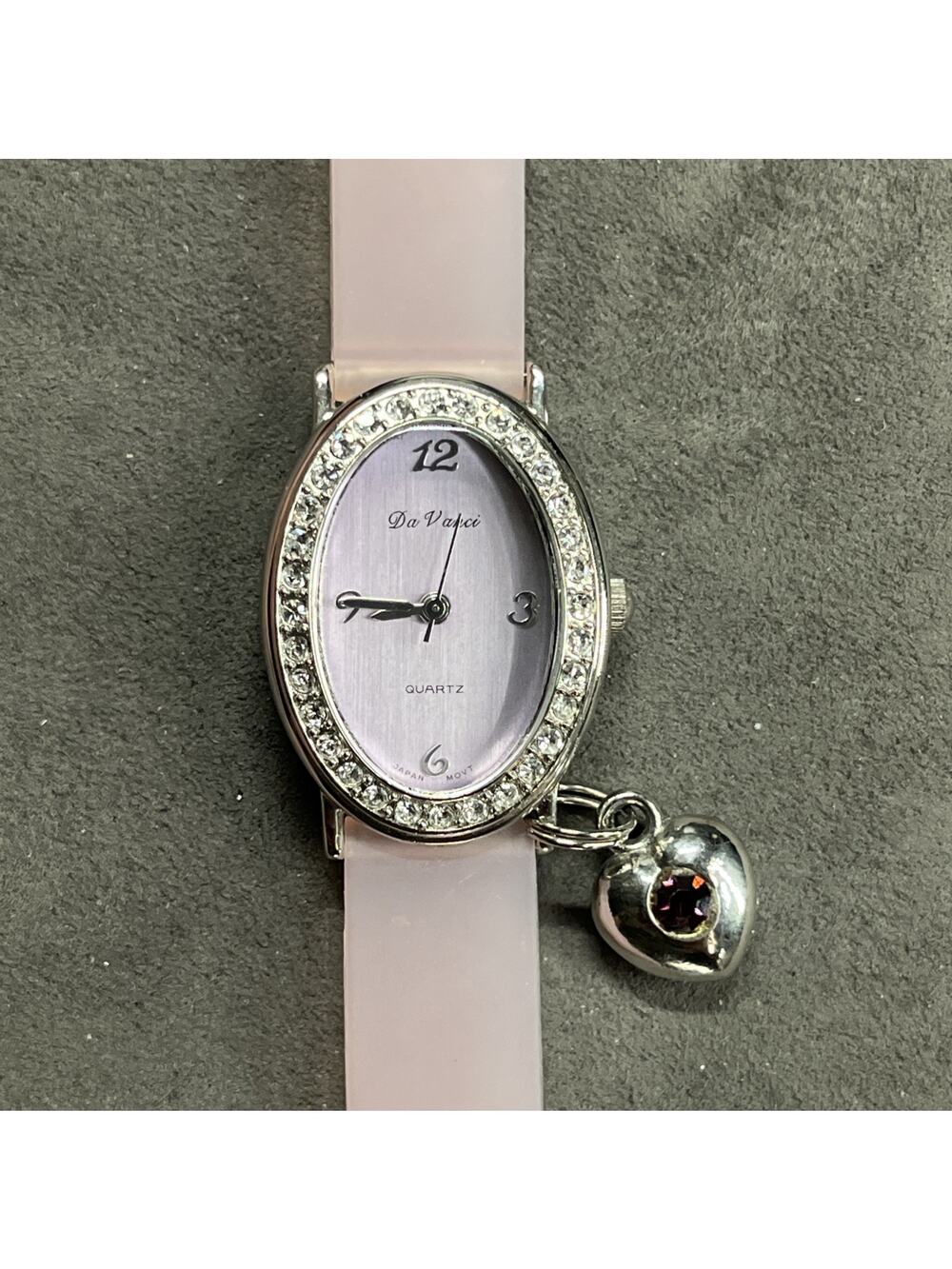 Da Vanci Women’s Watch Lavender Silicone Strap & Heart Dangle Charm New Battery